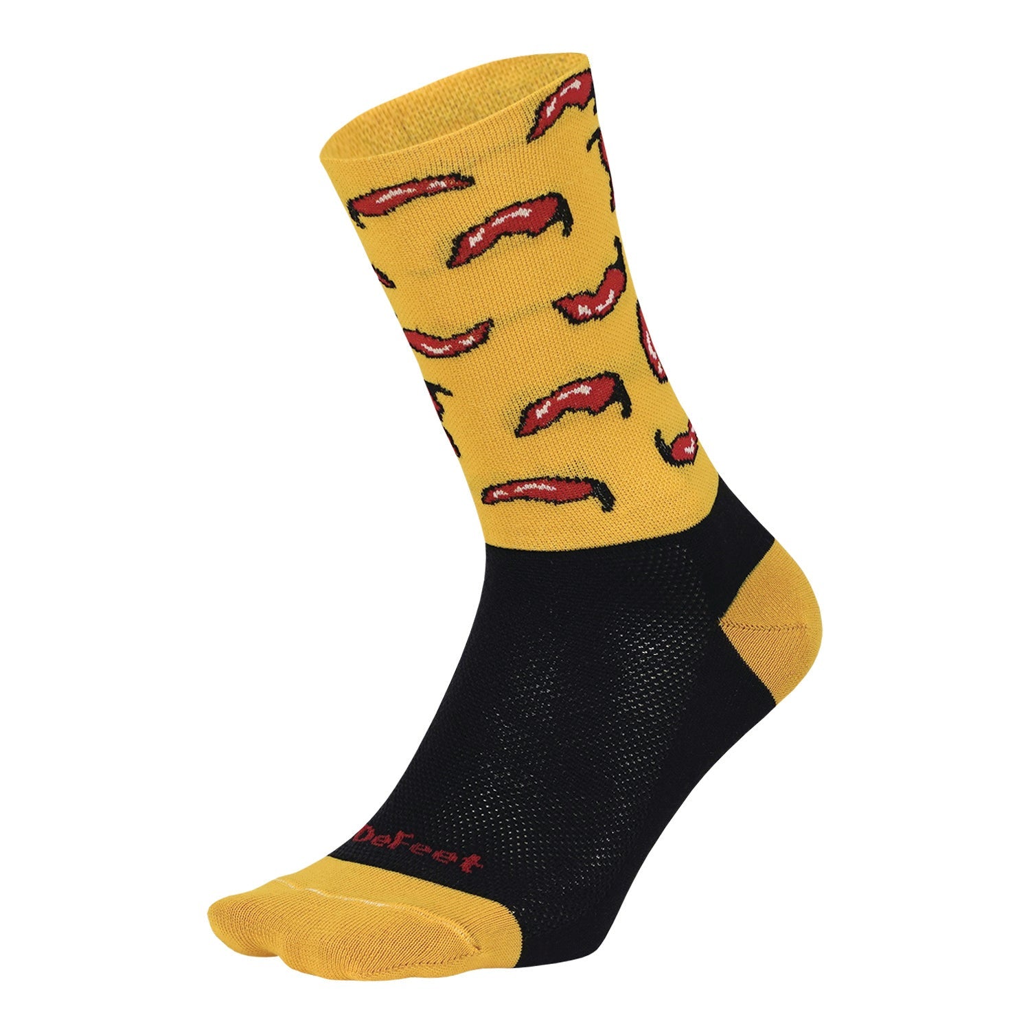 DeFeet Aireator Black Hot Chili Peppers Crew Cycling Socks