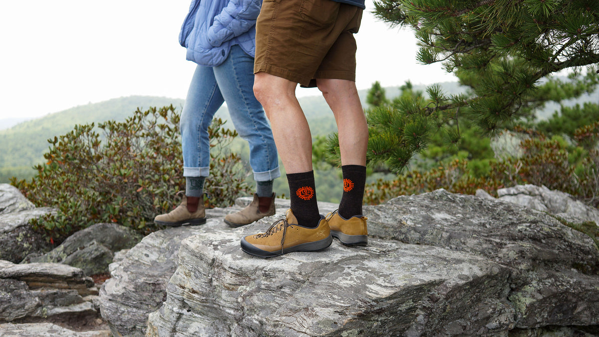 Socks for Hiking / Made in the USA – DeFeet