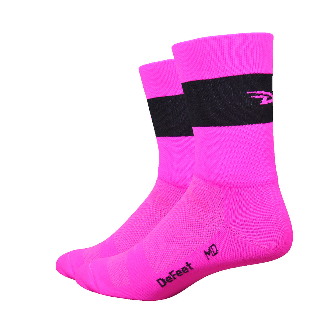 Aireator 5" Team DeFeet (Neon Pink w/Black Stripe)